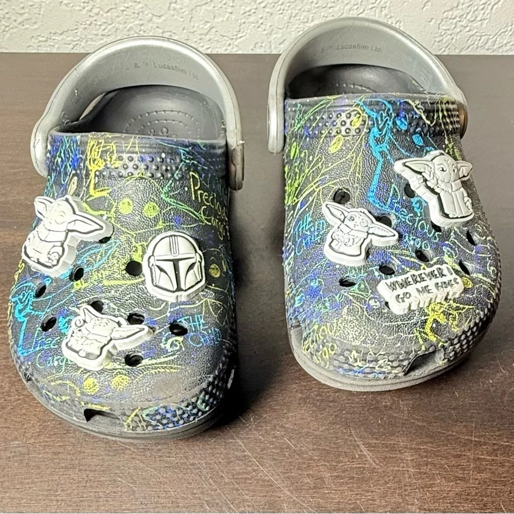 Crocs Unisex-Child Classic Grogu Clog